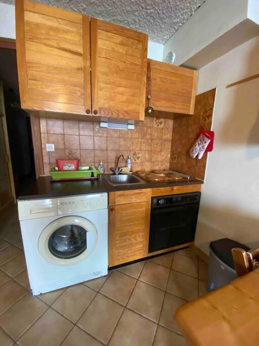 Laye Station -Les Arolles B - 4 Personnes Appartement Buitenkant foto